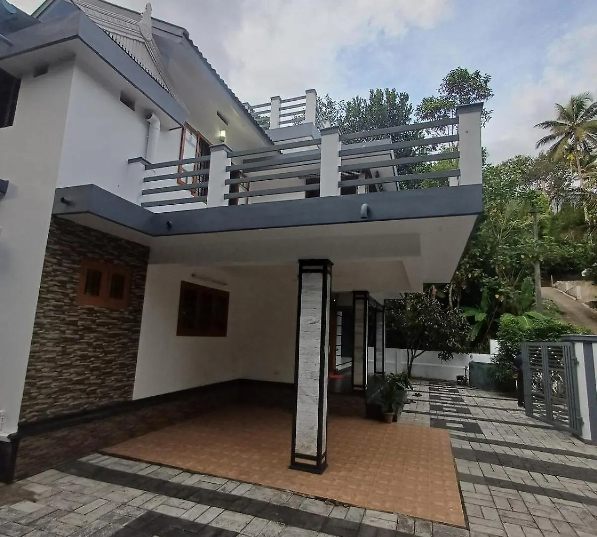 Rehob Tours & Travels Villa Anachal Holiday home
