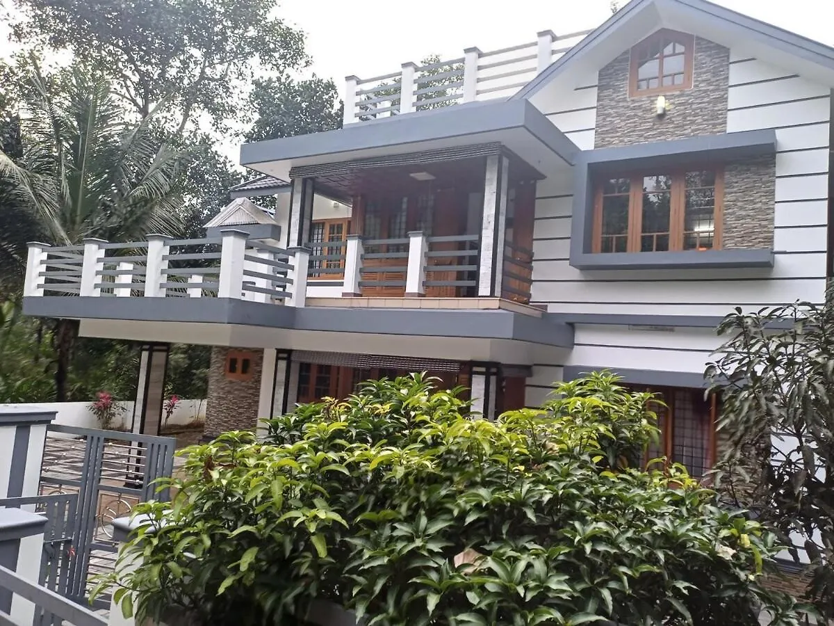 Rehob Tours & Travels Villa Anachal 0*,